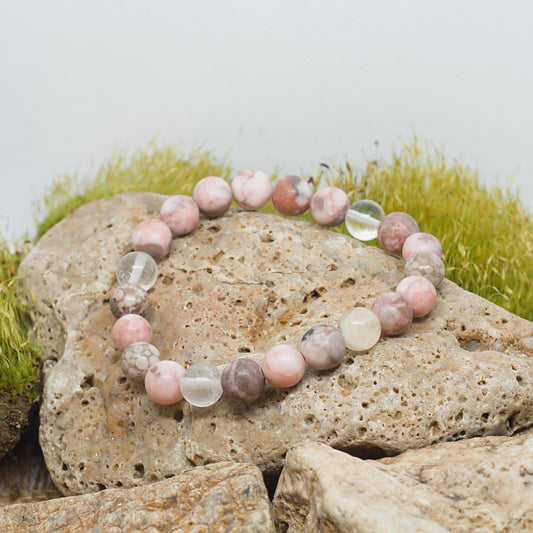 Гривна от естествени камъни