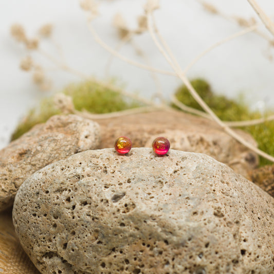 Обеци с винт