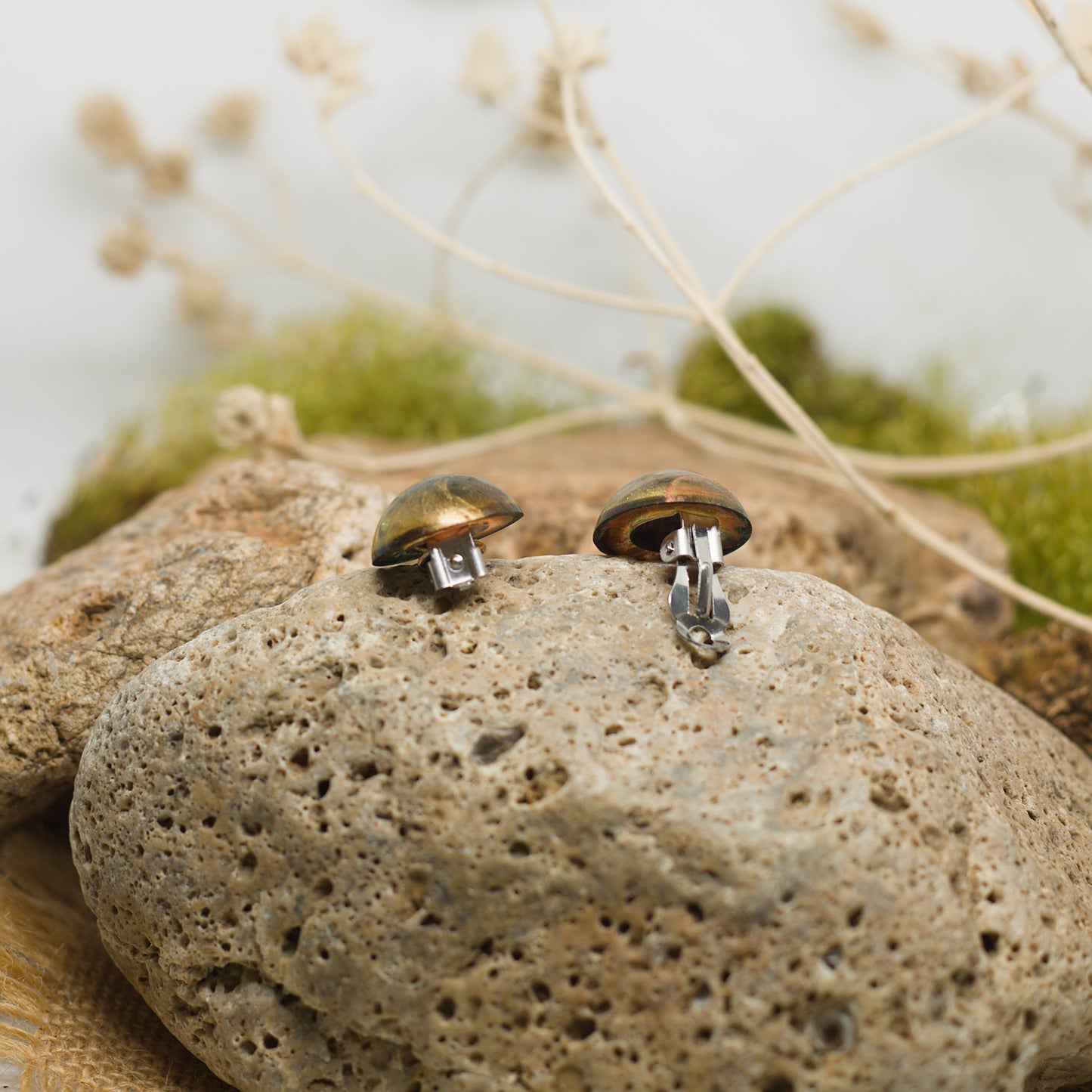 Обеци с клипс