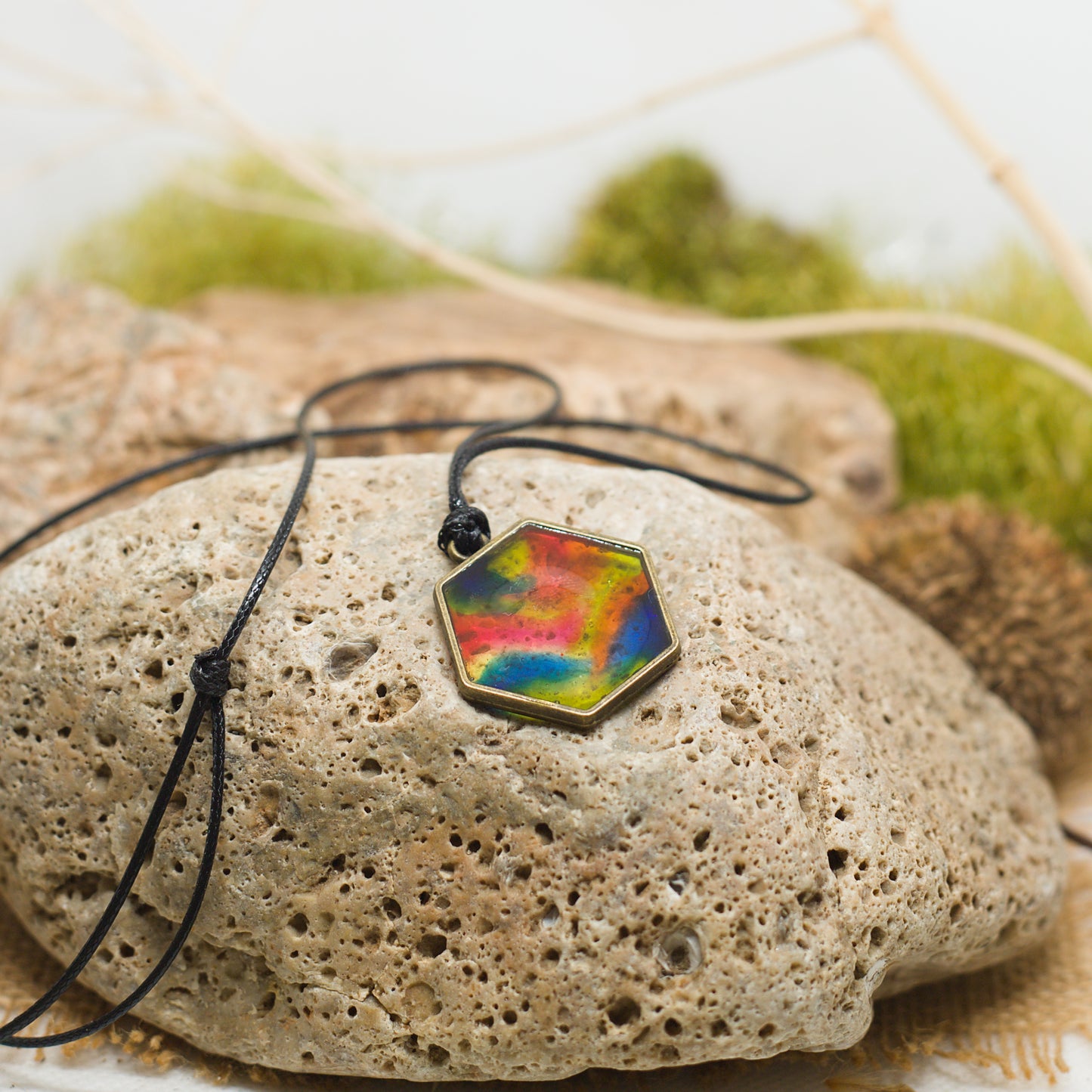 Медальон в рамка