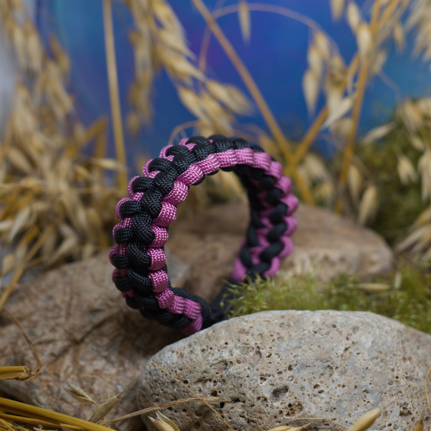 Паракорд гривна