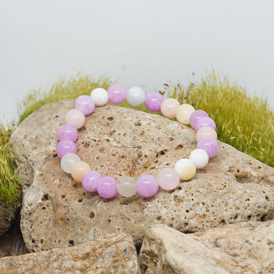 Гривна от естествени камъни