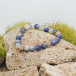 Гривна от естествени камъни