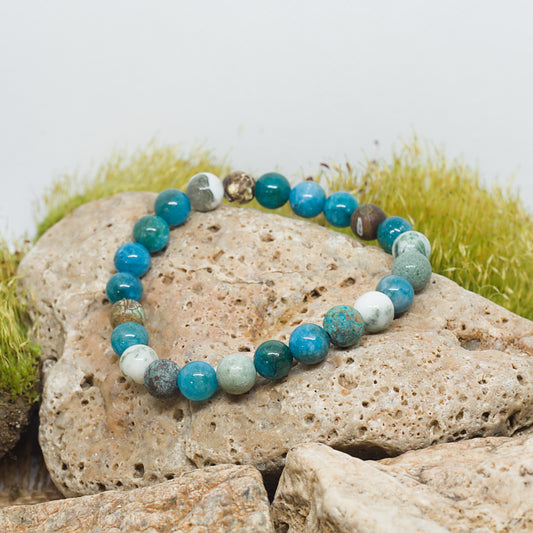 Гривна от естествени камъни