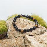 Гривна от естествени камъни