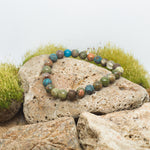 Гривна от естествени камъни