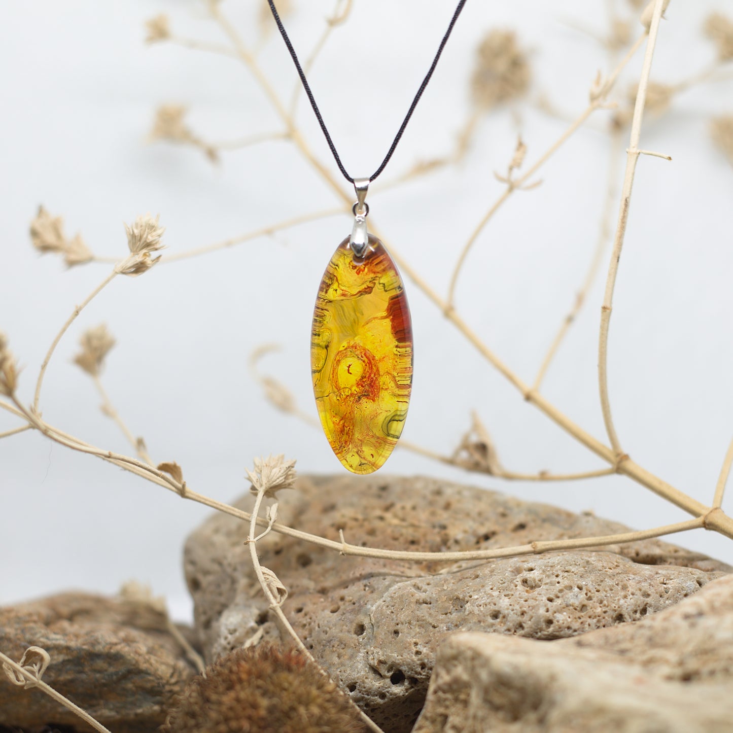 Колие с медальон