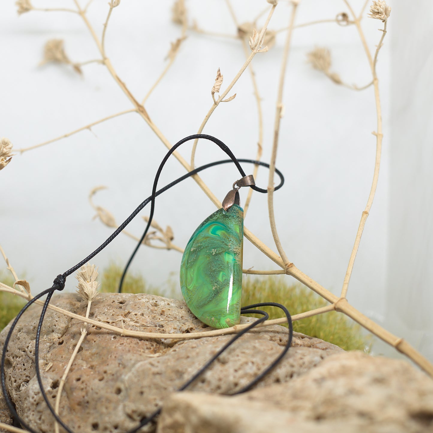 Колие с медальон