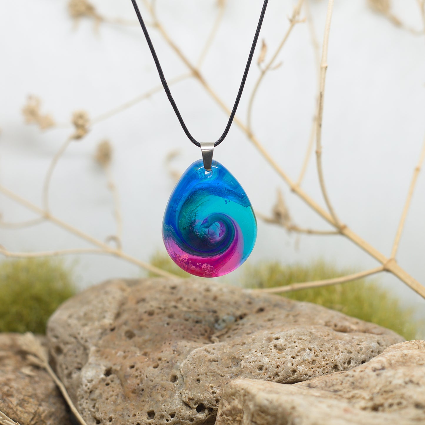 Колие с медальон