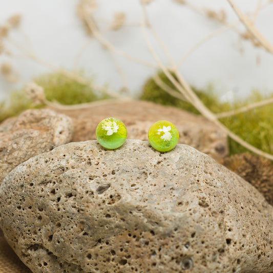 Обеци с винт