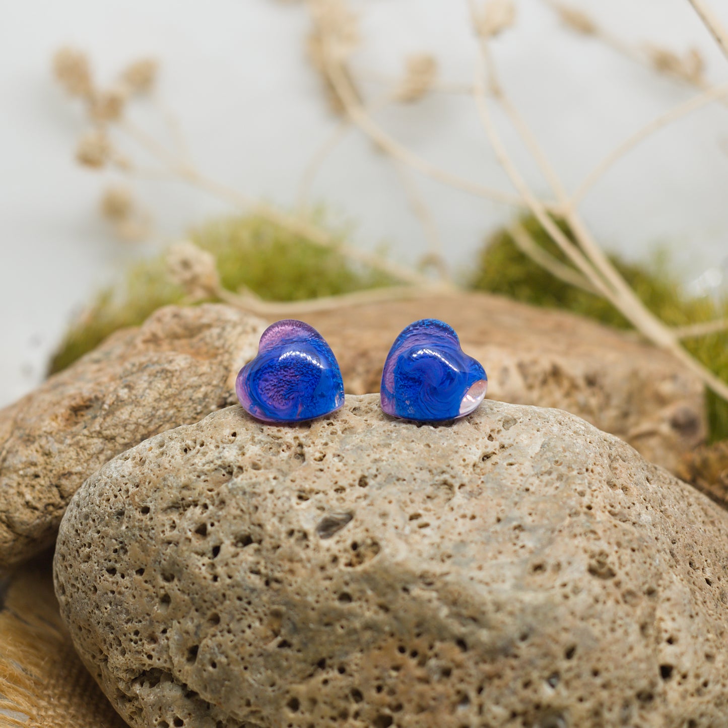 Обеци с винт