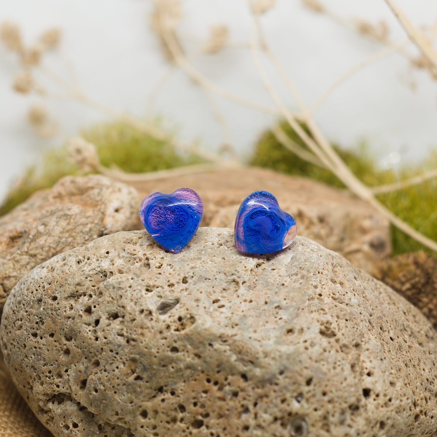 Обеци с винт