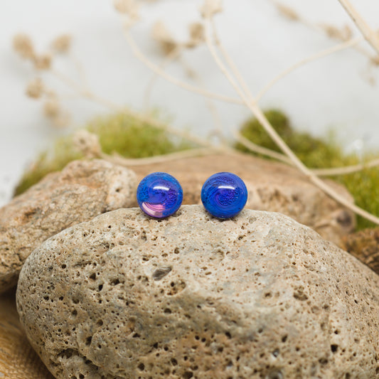 Обеци с винт