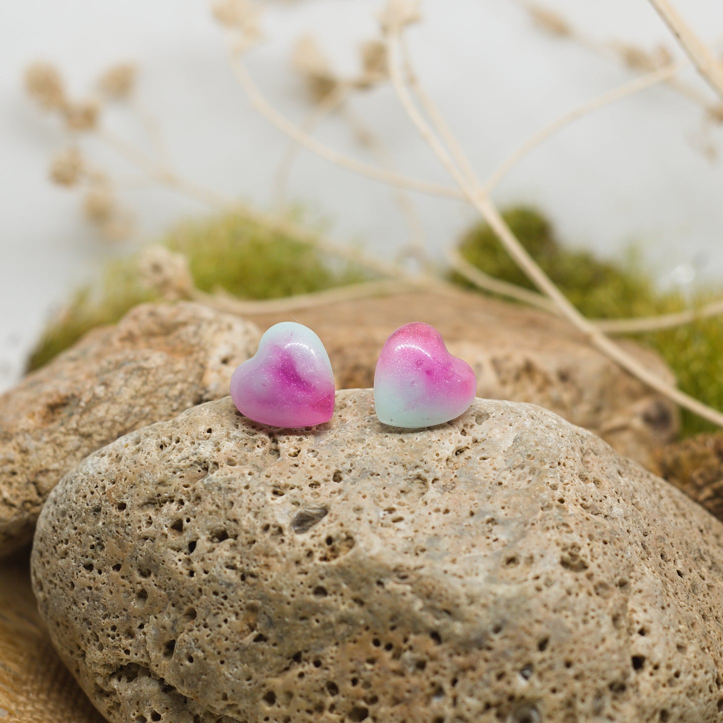 Обеци с винт