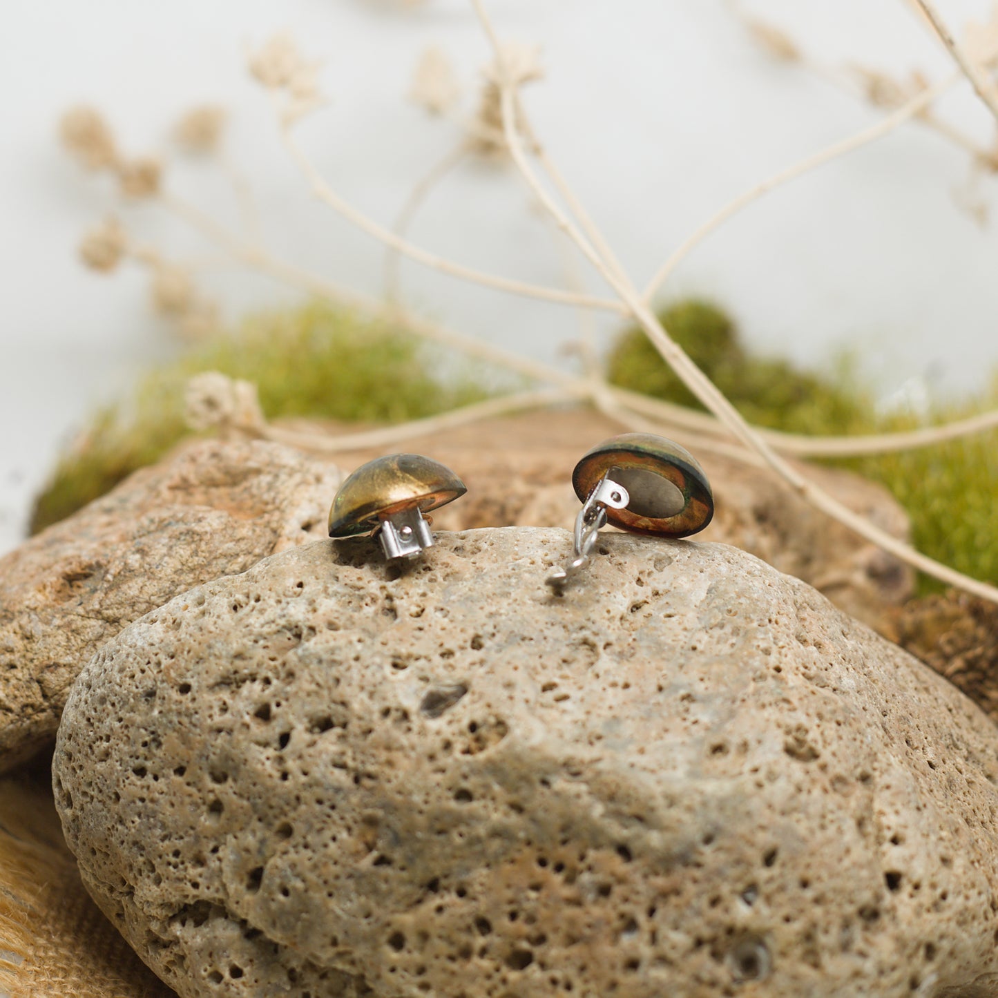 Обеци с клипс