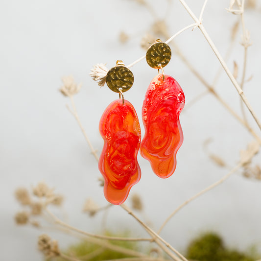 Дълги червени обеци