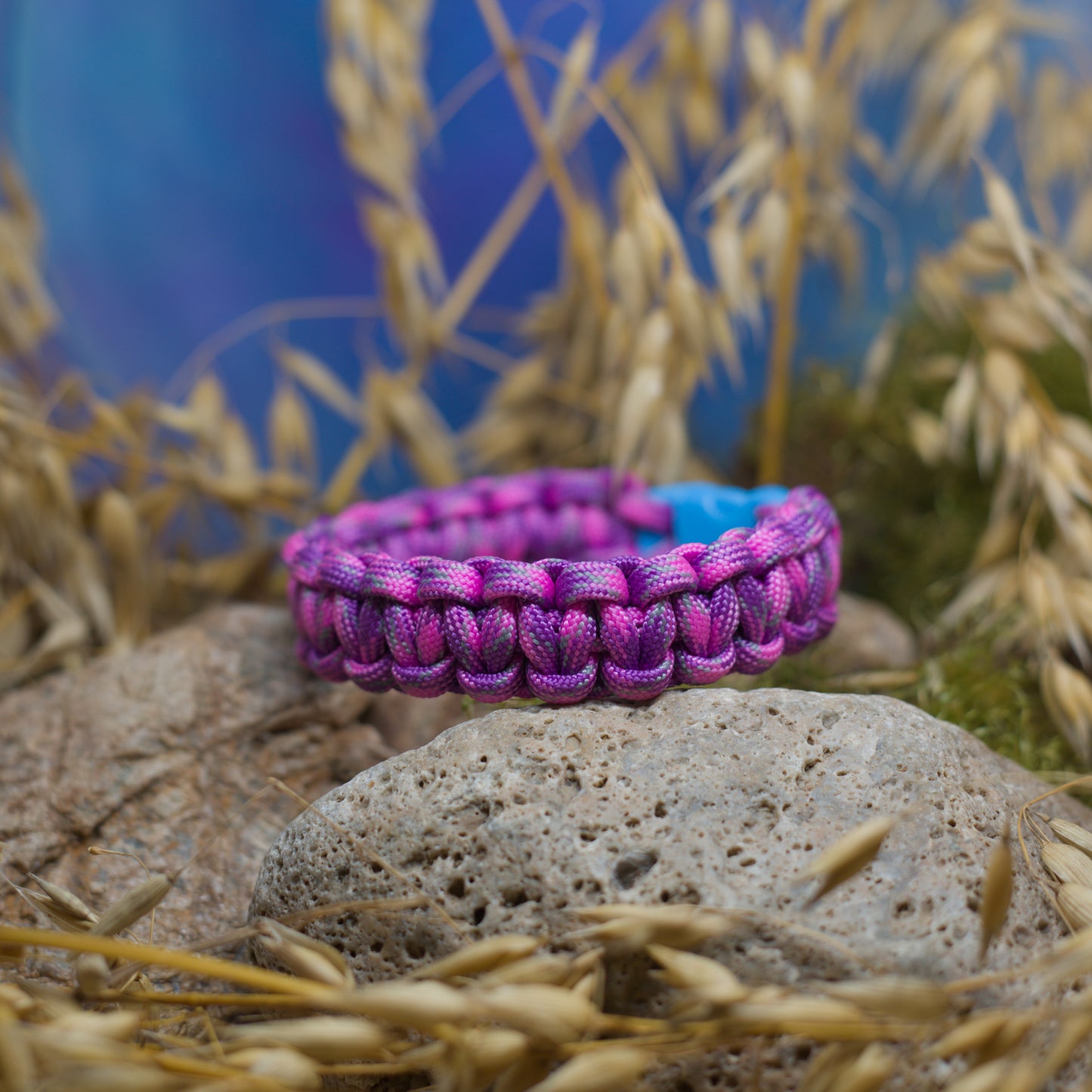 Паракорд гривна