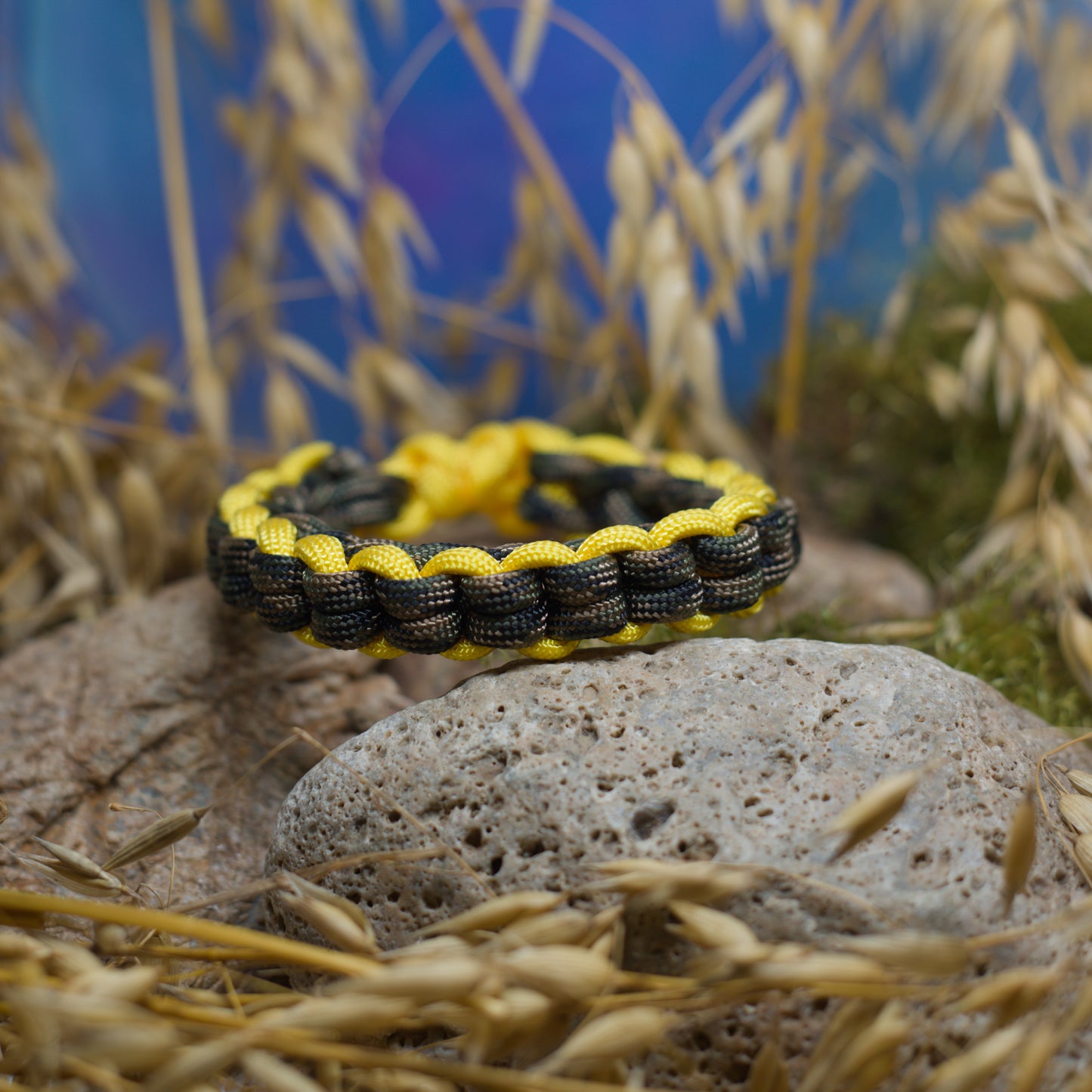 Паракорд гривна