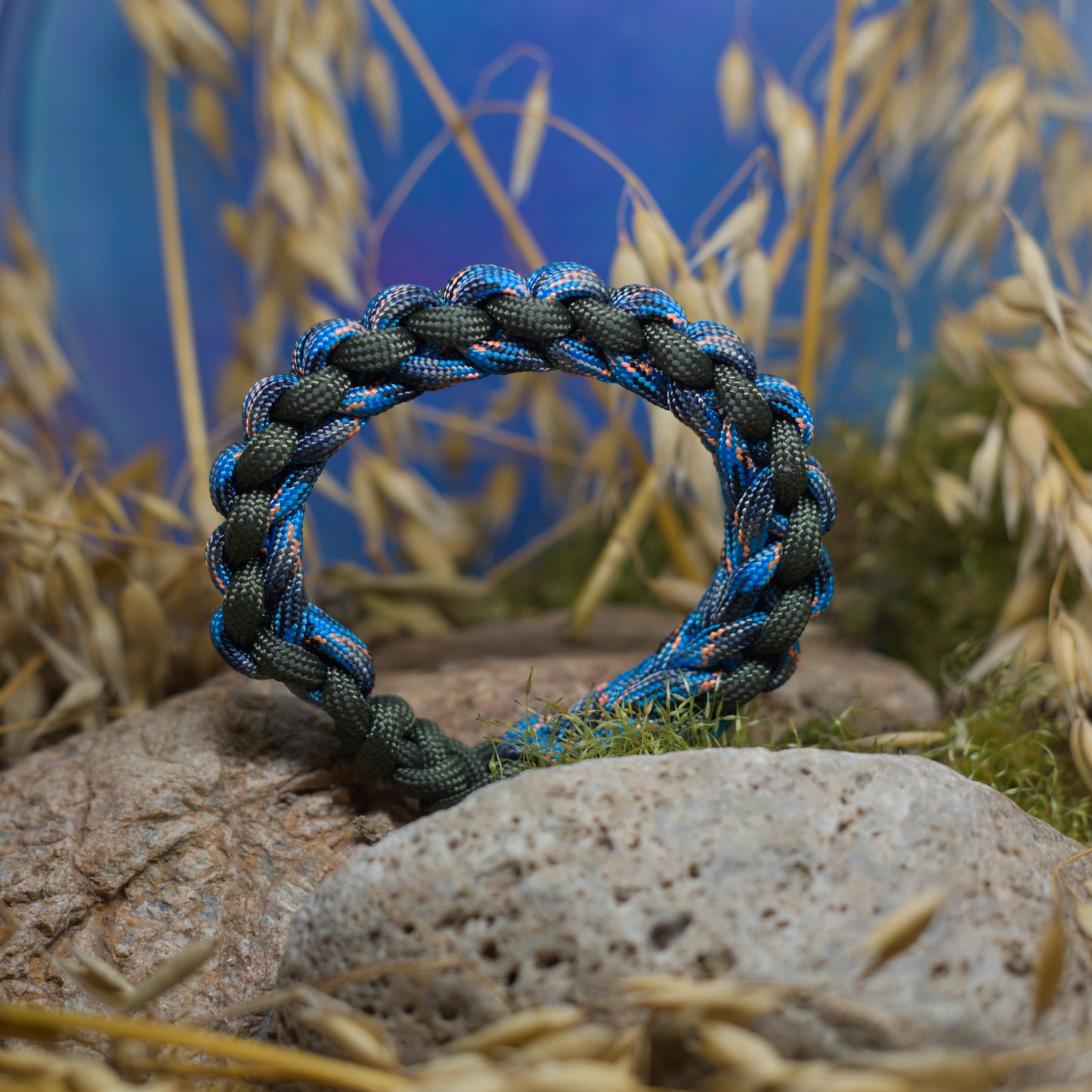 Паракорд гривна