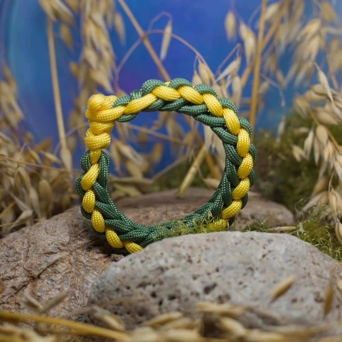 Паракорд гривна