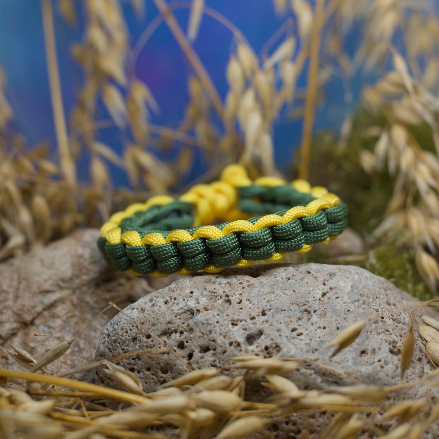 Паракорд гривна