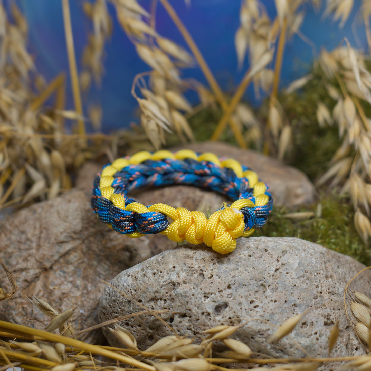 Паракорд гривна