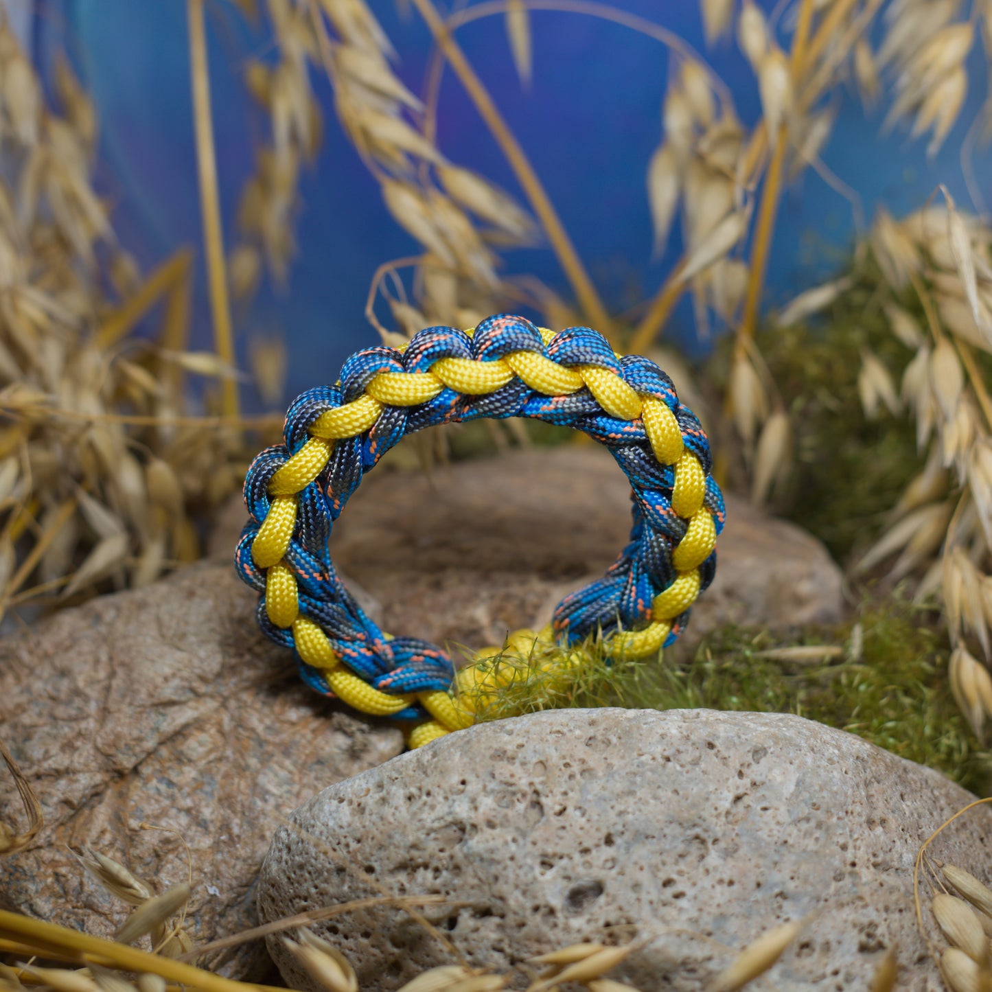 Паракорд гривна