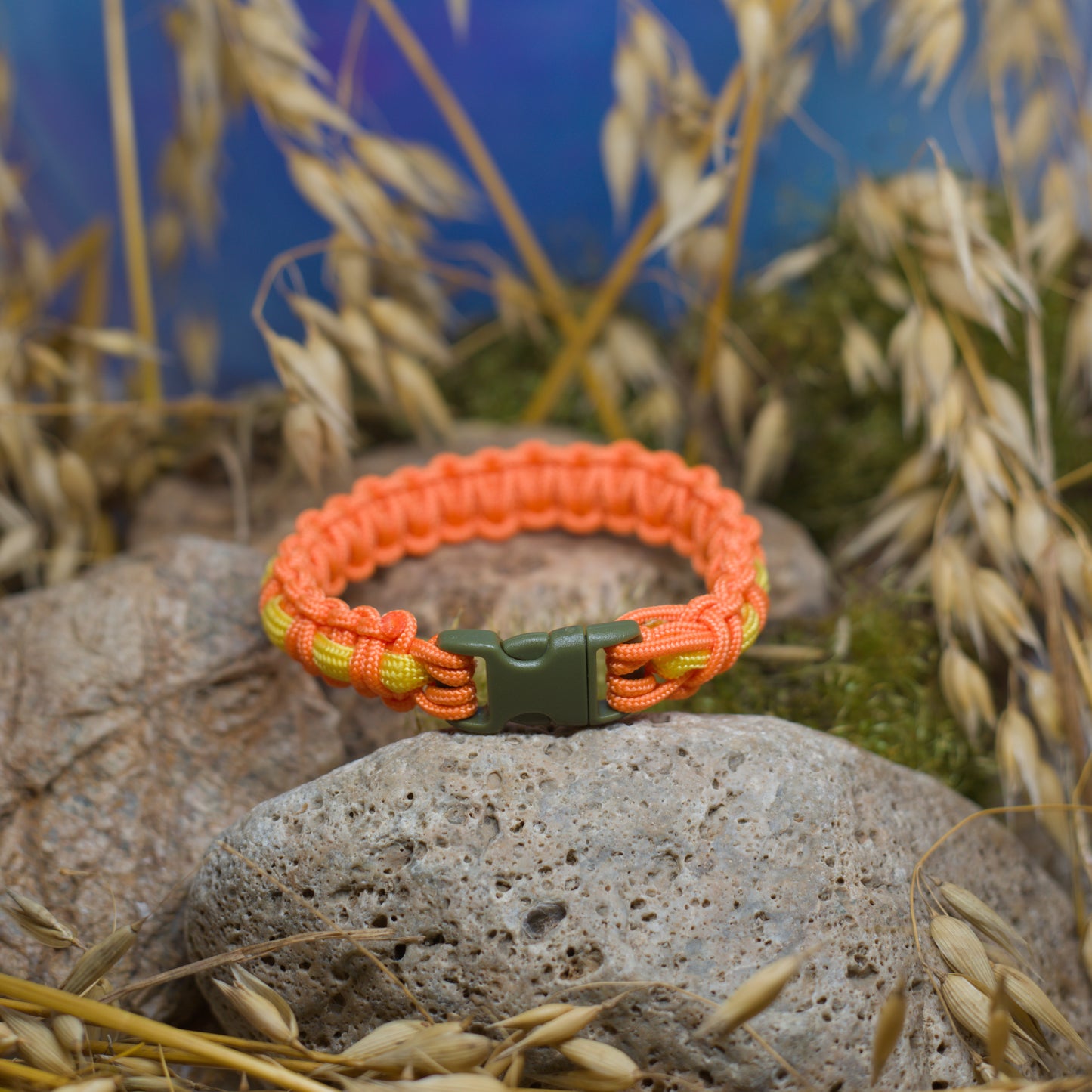 Паракорд гривна