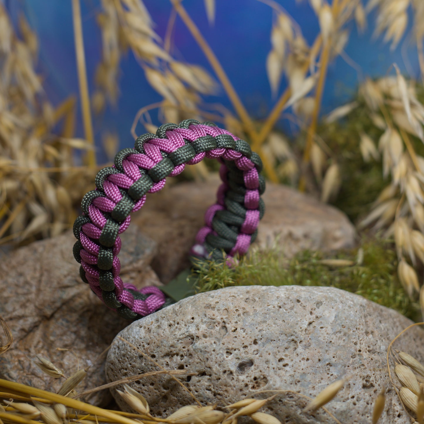 Паракорд гривна